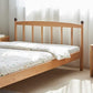 سرير اطفال بتصميم خشبي مميز