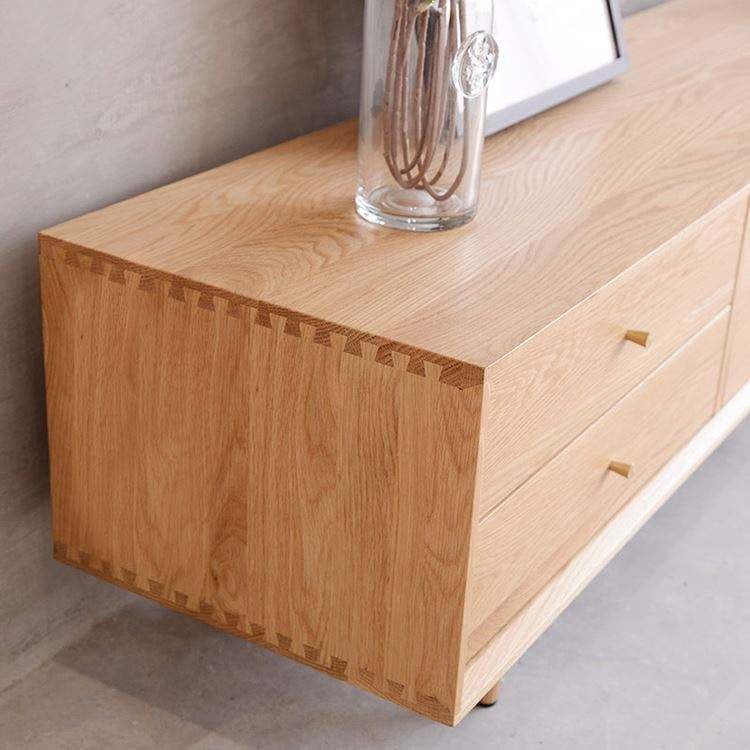 طاولة تلفاز بتصميم خشبي فاخرة