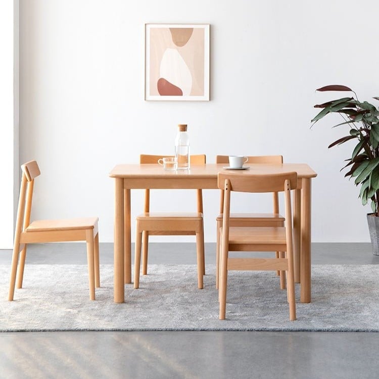 طاولة خشبية بتصميم خشبي فاخر